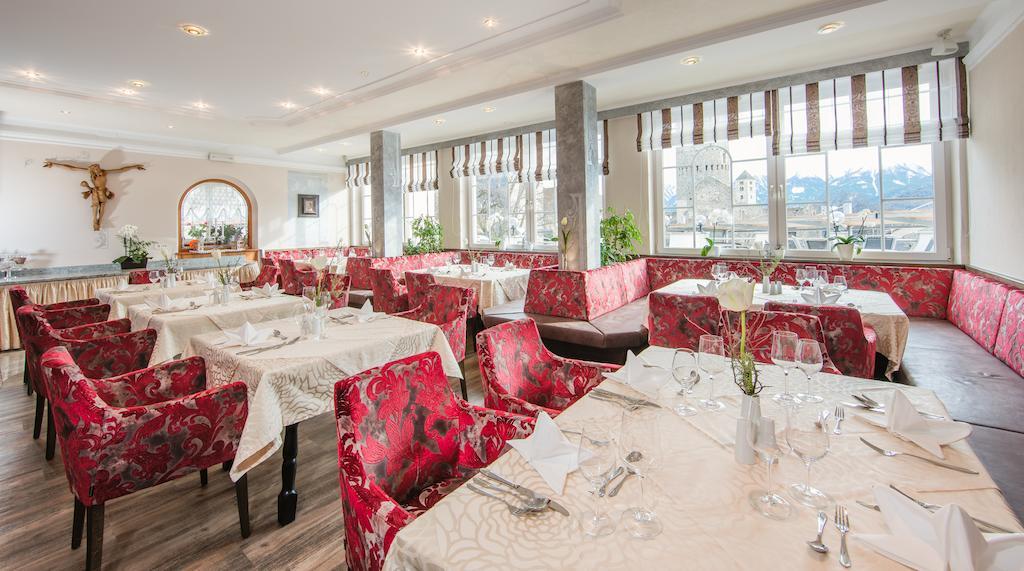 Hotel Tyrol Malles Venosta Kültér fotó