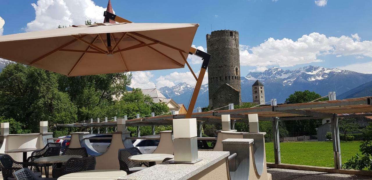 Hotel Tyrol Malles Venosta Kültér fotó